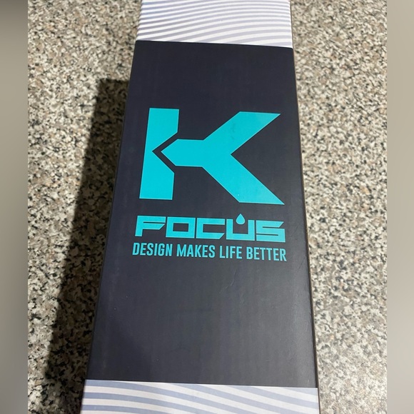 New in box, KFocus 50 oz Motivational Water Bottle with Time Marker - Picture 3 of 6
